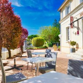 Logis Hôtel Restaurant Clair Cottage, Chisseaux - Chenonceaux, hotel em Chisseaux