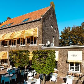 De Pastorie Bed & Breakfast, хотел в Рурмонд