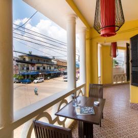 Inthira Thakhek, hotel en Thakhek