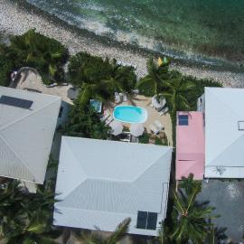 Coconut Coast Villas، فندق في Contant