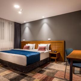 Embassy Hotel Tel Aviv, hotel en Tel Aviv