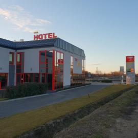 TOP HOTEL, hotel a Vértesszőlős