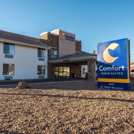 Comfort Inn & Suites Pinetop Show Low, khách sạn ở Pinetop-Lakeside