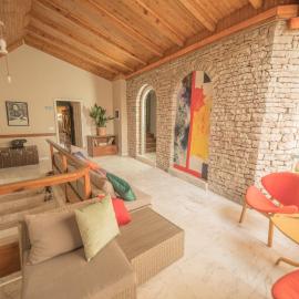 Mosaic Home, hotel din Tirana