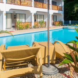 Alona Vida Beach Hill Resort
