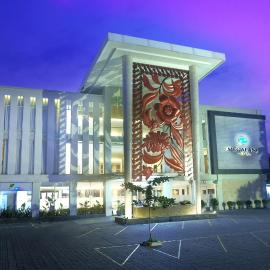 Viesnīca Megaland Hotel Solo pilsētā Solo