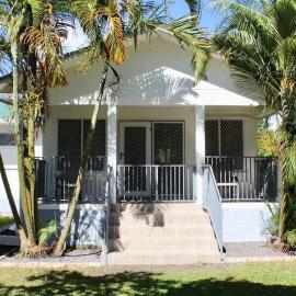 Lotopa Home, hotelli kohteessa Apia