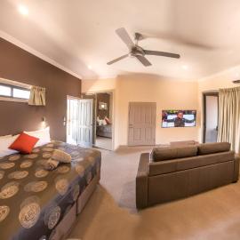 Broken Hill Outback Resort, готель у місті Брокен-Гілл