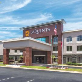 La Quinta by Wyndham Columbus North, Hotel in Columbus