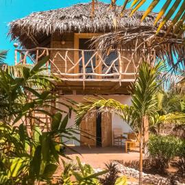 Mandala Tribe Treehouses، فندق في سيكويجور
