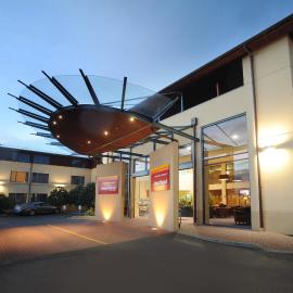 Heartland Hotel Auckland Airport, khách sạn ở Auckland