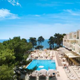 Rab में, होटल Valamar Carolina Hotel & Villas