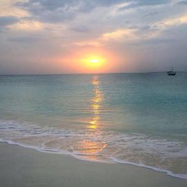 Mocco Beach Villa, hotel di Kendwa