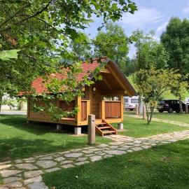 Camp Podgrad Vransko, khách sạn ở Vransko