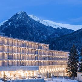 Viesnīca AMERON Davos Swiss Mountain Resort Davosā