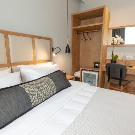Grand Port Suites, готель у Салоніки