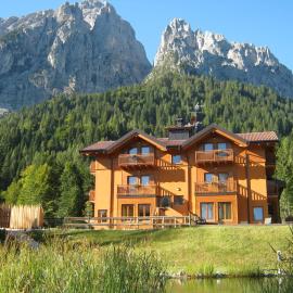 Hotel Chalet Giasenei, hotell i Sagron Mis