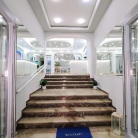 Limnia Gi: Mirina şehrinde bir otel