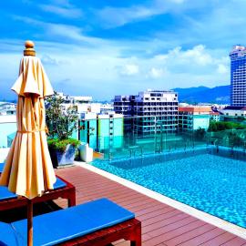 Mirage Express Patong Phuket Hotel, hotel em Praia de Patong