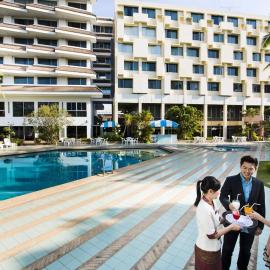 Charoen Hotel, hotel v destinácii Udon Thani