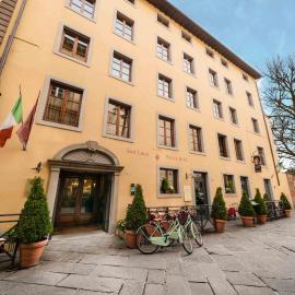San Luca Palace，位于卢卡的酒店
