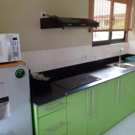 Max Garden and Pool, hotell i Paramaribo