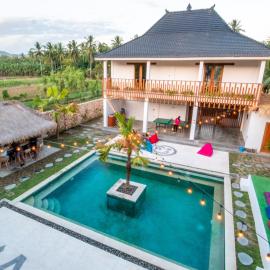Kaniu Lombok Hostel, hotel in Kuta Lombok