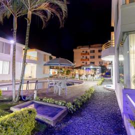 Oceanic Lodge, ξενοδοχείο σε Tonsupa