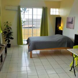 Apartment Studio Halfon, hotel u gradu Moorea