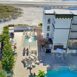 Barefoot Beach Club