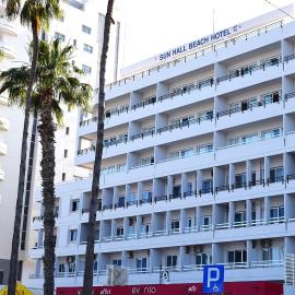 Sun Hall Beach Hotel Apartments, hôtel à Larnaka