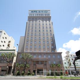 Hotel Route-Inn Nahatomariko، فندق في ناها