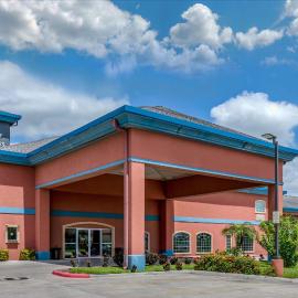 Quality Inn & Suites at The Outlets Mercedes-Weslaco, viešbutis mieste Mersedesas