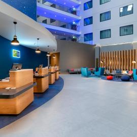 Holiday Inn Express - London Heathrow T4 by IHG, hotel u gradu Hillingdon