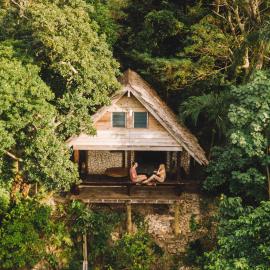 Treetops BnB & Bungalows, hotell i Port Vila