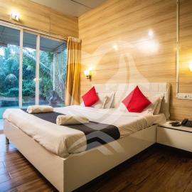Zulu Land cottages - near Curlies beach shack and shiva valley - Anjuna beach, hotel din Anjuna