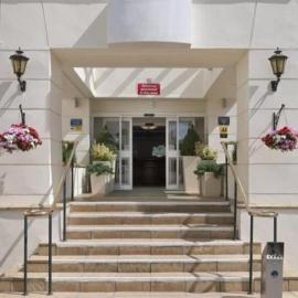 Airport Inn Manchester, מלון בווילמסלו