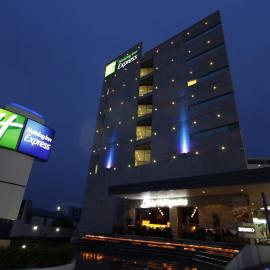 Holiday Inn Express Toluca Galerias Metepec by IHG โรงแรมในโทลุกา