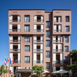Hôtel Ibn Batouta: Marakeş'te bir otel