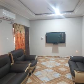Private Executive Apartments, hotelli kohteessa Accra