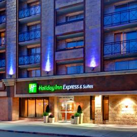 Calgary में, होटल Holiday Inn Express and Suites Calgary by IHG