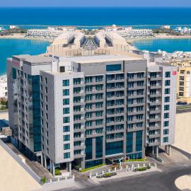Ramada Hotel and Suites Amwaj Islands, hotel v destinácii Manáma