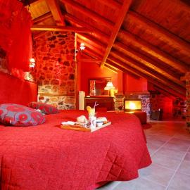 Palaios Agios Athanasios में, होटल Patriko Mountain Chalet