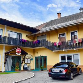 Gasthof Kasperle, hotel v destinácii Spittal an der Drau