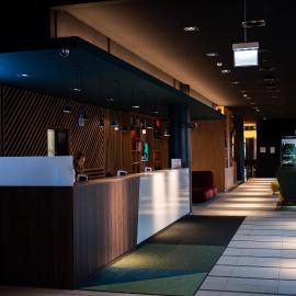 Holiday Inn Zürich Messe by IHG, хотел в Цюрих