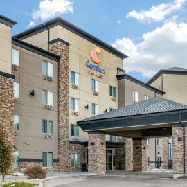 Comfort Suites, hotel sa Saskatoon