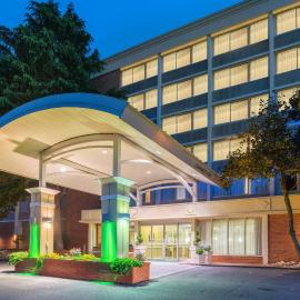 Holiday Inn Charlottesville-Monticello by IHG
