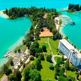 Parkhotel Pörtschach - Das Hotelresort mit Insellage am Wörthersee, hotel di Pörtschach am Wörthersee
