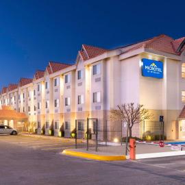 Microtel Inn & Suites by Wyndham Chihuahua, hotel em Chihuahua