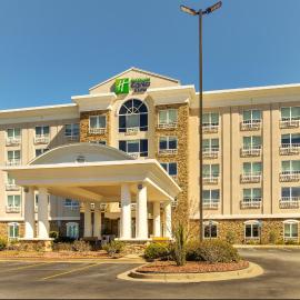 Holiday Inn Express & Suites Columbus - Ft Benning Maingate by IHG, Hotel in Columbus